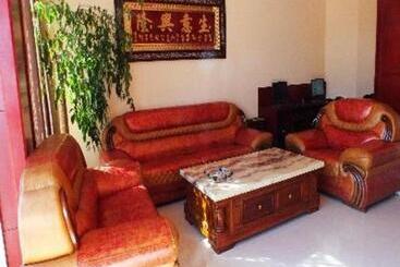 هتل Lijiang Precious Dream