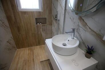 هتل Villa Ata