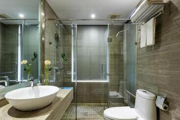 هتل Zixin Four Seasons