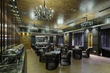 هتل Zixin Four Seasons