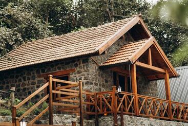 Lome çiftliği Otel Ve Restoran