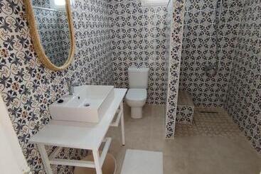 پانسیون Villa Paco Djerba 2 Suites Avec Piscine à Débordement