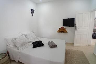 پانسیون Villa Paco Djerba 2 Suites Avec Piscine à Débordement