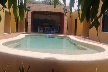 پانسیون Habitacion Ixcel En Casa Nicte Há