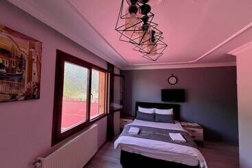 Di̇lek Apart