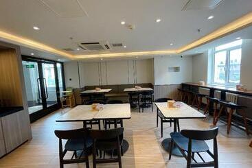 هتل Hanting  Baotou Central Avenue Business Street