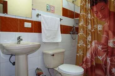 هتل Hostal Casa D Pepe