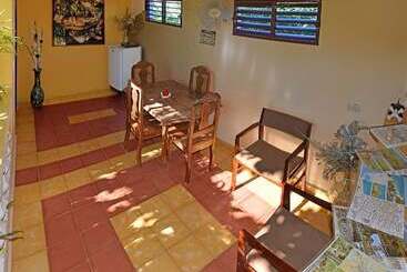 هتل Hostal Casa D Pepe