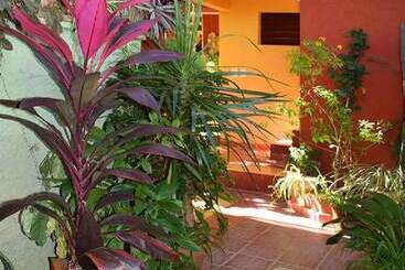 هتل Hostal Casa D Pepe