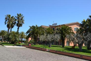 هتل Villa Luigi