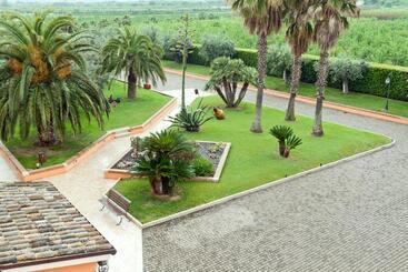 هتل Villa Luigi