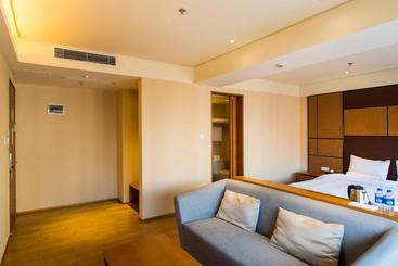 Ji Hotel Panjin Railway Station