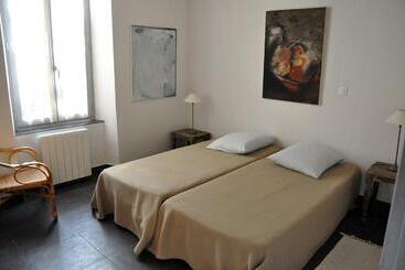 مبيت وإفطار La Maison Du Ruisseau