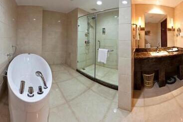 هتل Bliss International Weihai