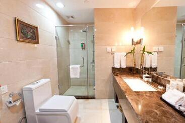 هتل Bliss International  Weihai