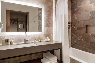هتل Hyatt Regency Lake Washington At Seattle S Southport