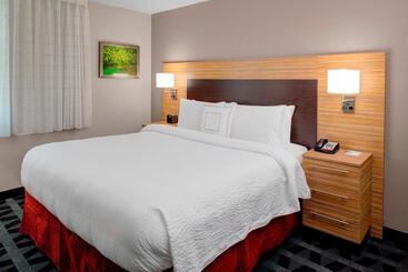 هتل Towneplace Suites By Marriott Parkersburg