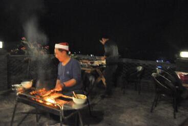 هتل Yangshuo Mountain Nest Boutique