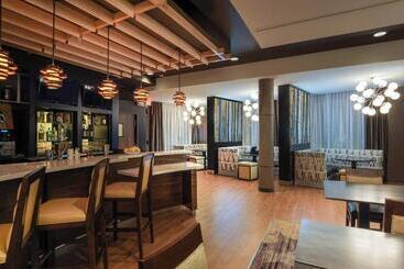 酒店 Courtyard By Marriott Lenox Berkshires