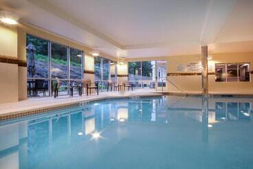 酒店 Courtyard By Marriott Lenox Berkshires
