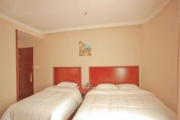 هتل Greentree Inn Liaoning Dalian Railway Station South Shengli Square Express