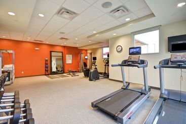هتل Home2 Suites By Hilton Rapid City