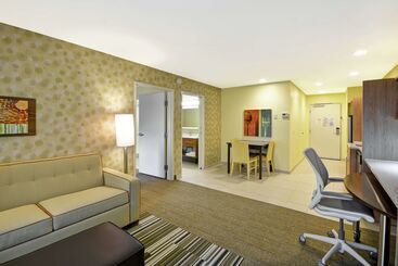 هتل Home2 Suites By Hilton Rapid City