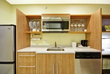 هتل Home2 Suites By Hilton Rapid City