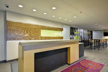 هتل Home2 Suites By Hilton Rapid City