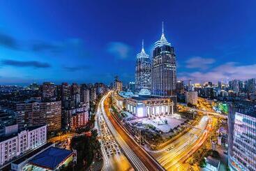 هتل Hyatt Regency Shanghai Global Harbor