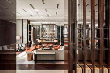 هتل Hyatt Regency Shanghai Global Harbor
