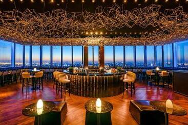 هتل Hyatt Regency Shanghai Global Harbor