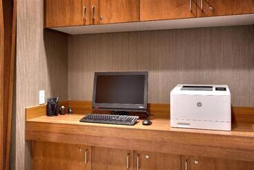 هتل Springhill Suites By Marriott Idaho Falls
