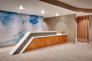 هتل Springhill Suites By Marriott Idaho Falls