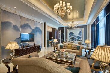 هتل Wanda Realm Shangrao