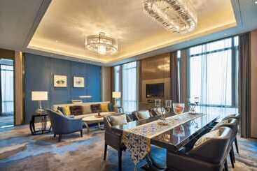 هتل Wanda Realm Shangrao
