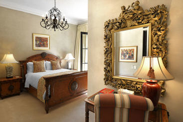تختخواب و صبحانه 21 Roux Street Franschhoek