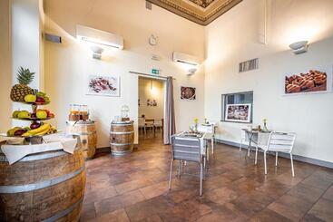 Martelli 6 Suite & Apartments