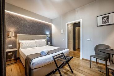 Martelli 6 Suite & Apartments