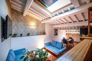 Martelli 6 Suite & Apartments