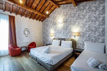 Martelli 6 Suite & Apartments