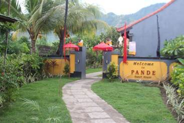 پانسیون Pande Guest House