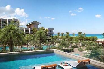 هتل Joia Aruba By Iberostar