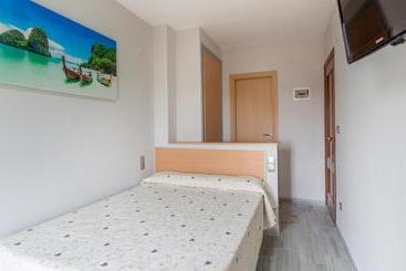 هتل Olympia Ronda Hostel