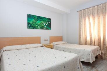 هتل Olympia Ronda Hostel