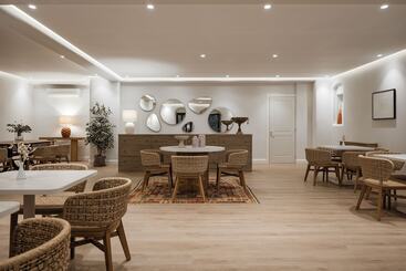 هتل Néro Luxury Suites
