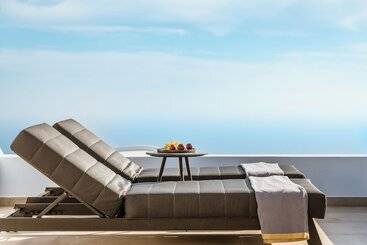 هتل Néro Luxury Suites