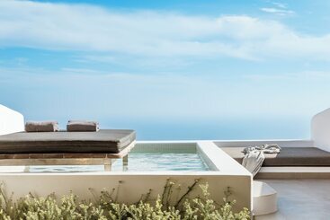 هتل Néro Luxury Suites