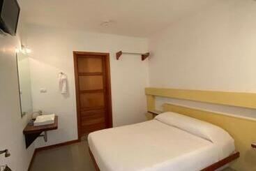 هتل Casa Tramontana