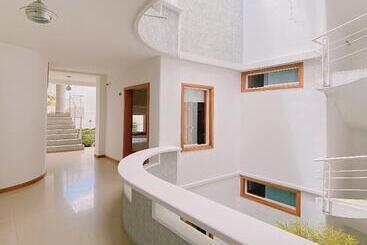 هتل Casa Tramontana